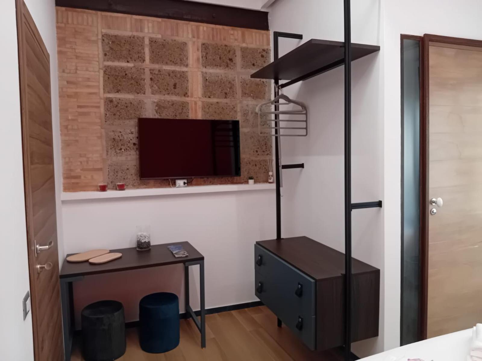 Antico Palazzo Bed & Breakfast Salerno Dış mekan fotoğraf